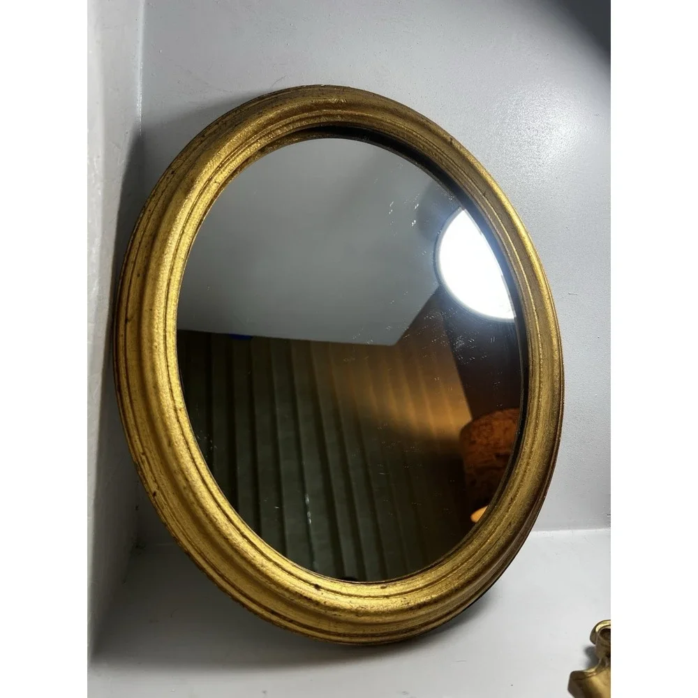 Vintage RDE Imports Handmade in Italy Oval Gold Framed Mirror 14x11.5 518-2